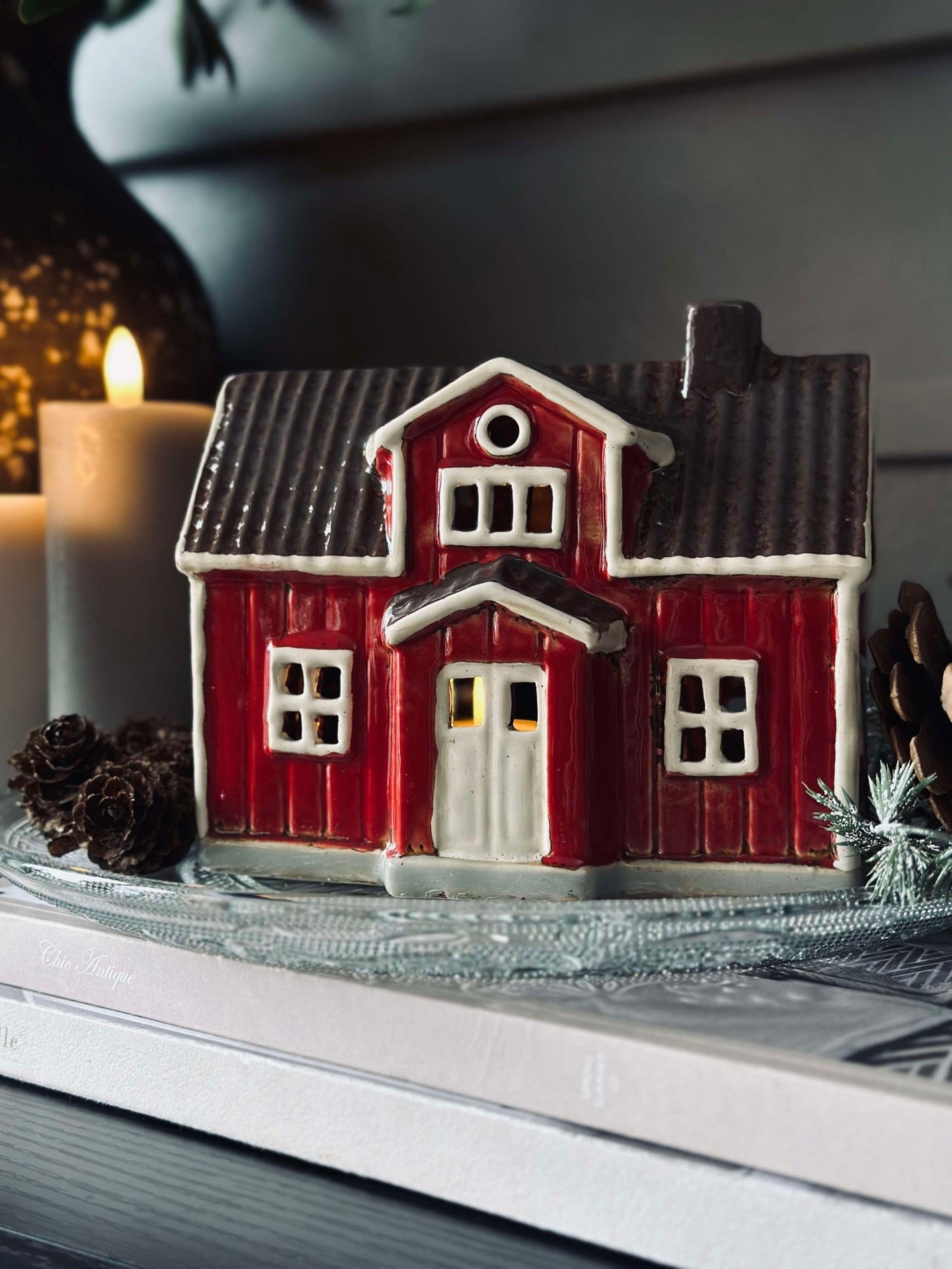 Keramikhus - Rött Trähus