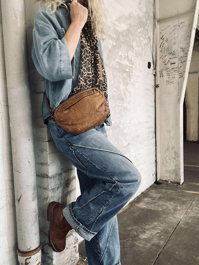 Axelremsväska Hanna Cognac