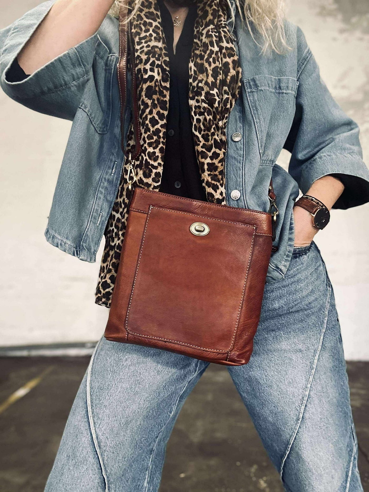 Crossover Moa liten - Cognac