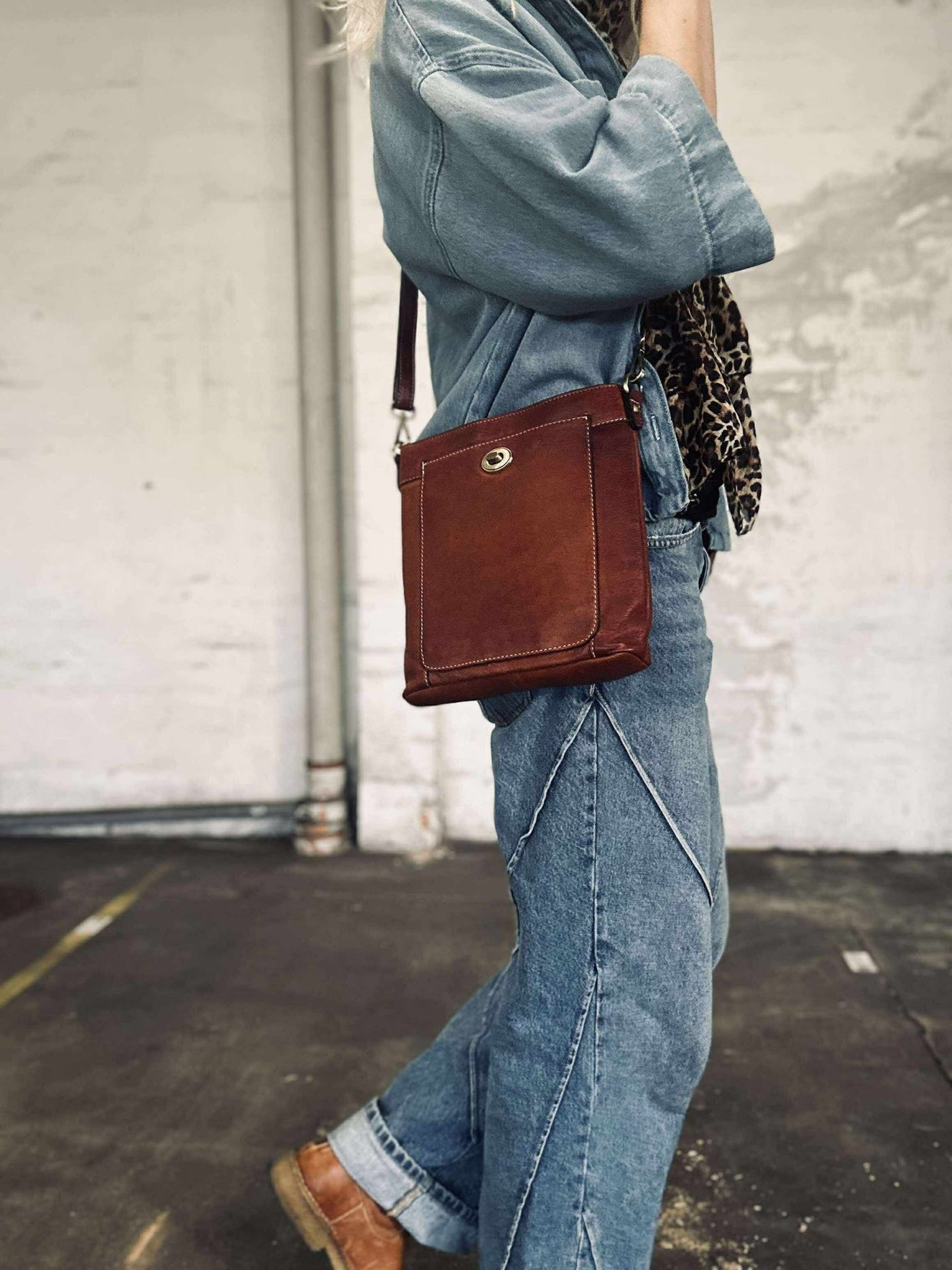 Crossover Moa liten - Cognac