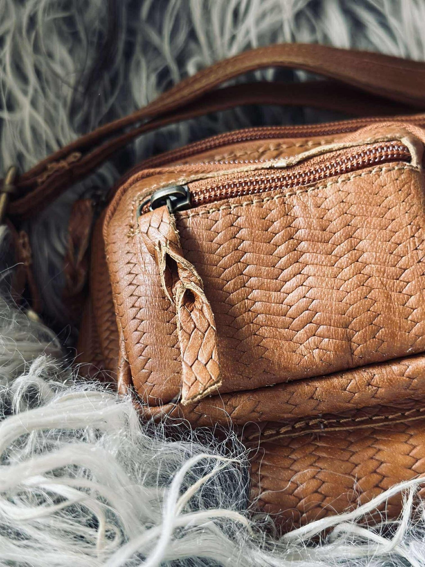 Midjeväska Kaya - Cognac flätad