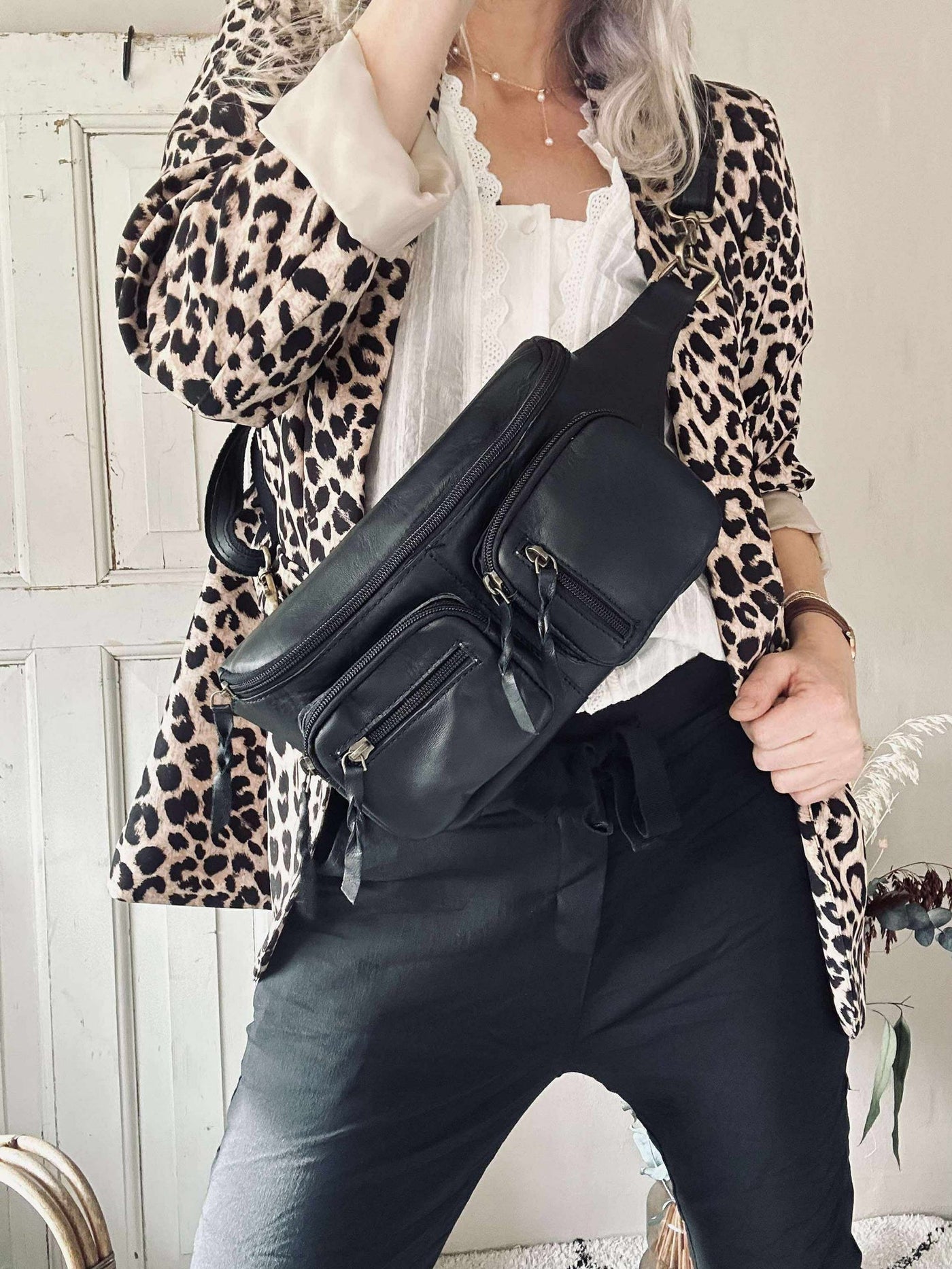 Midjeväska Kaya - Svart