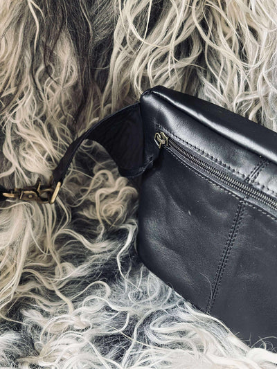 Midjeväska Kaya - Svart