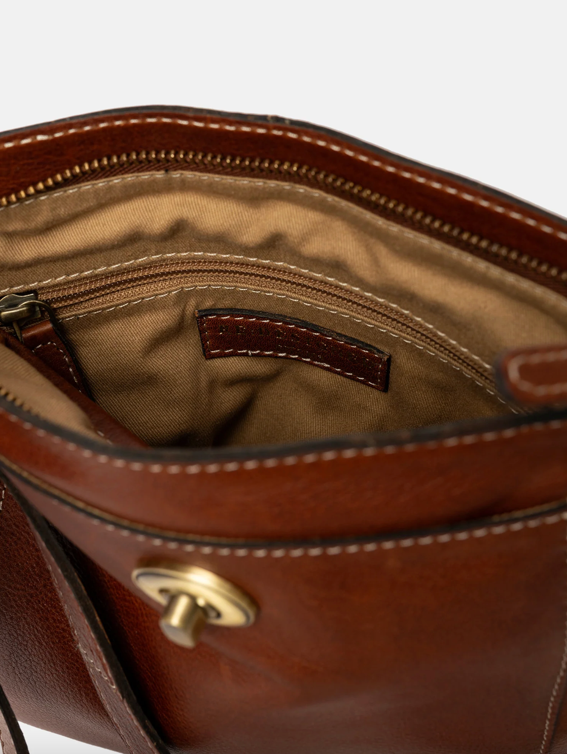 Crossover Moa liten - Cognac