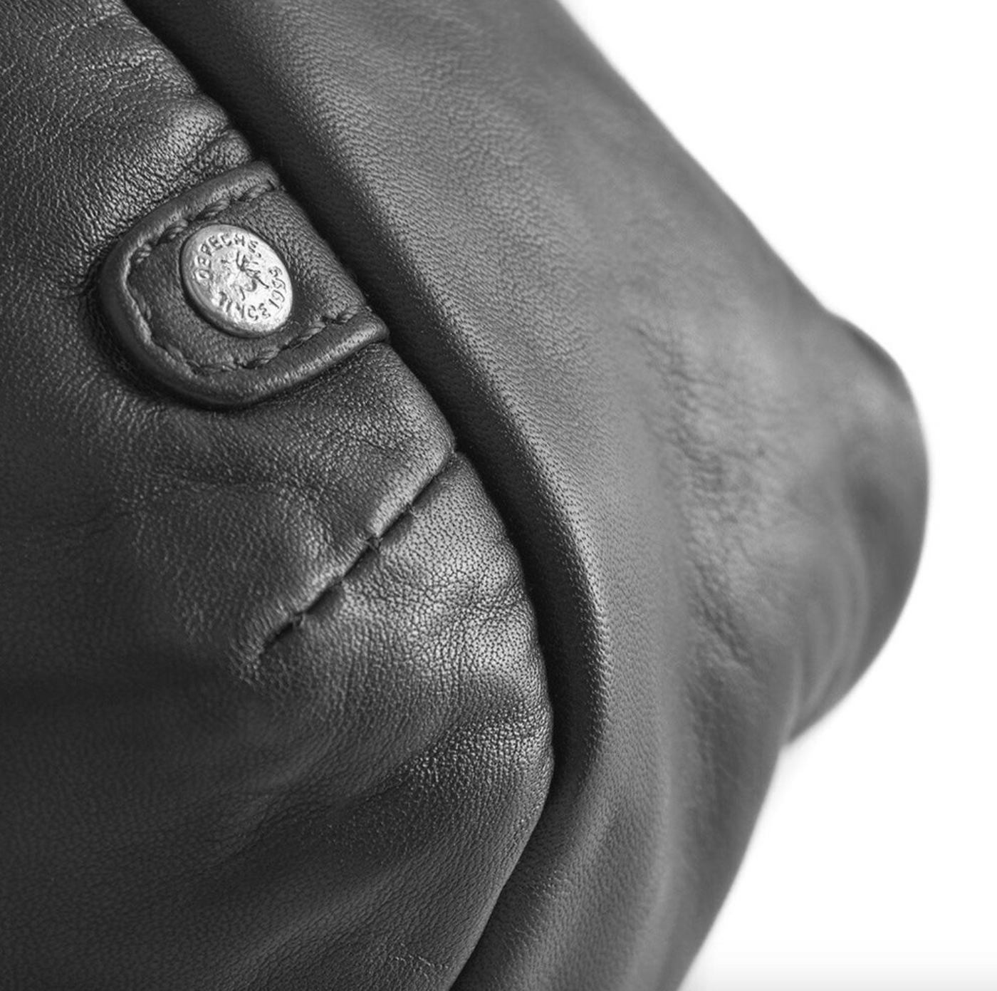 Axelremsväska Hanna Svart