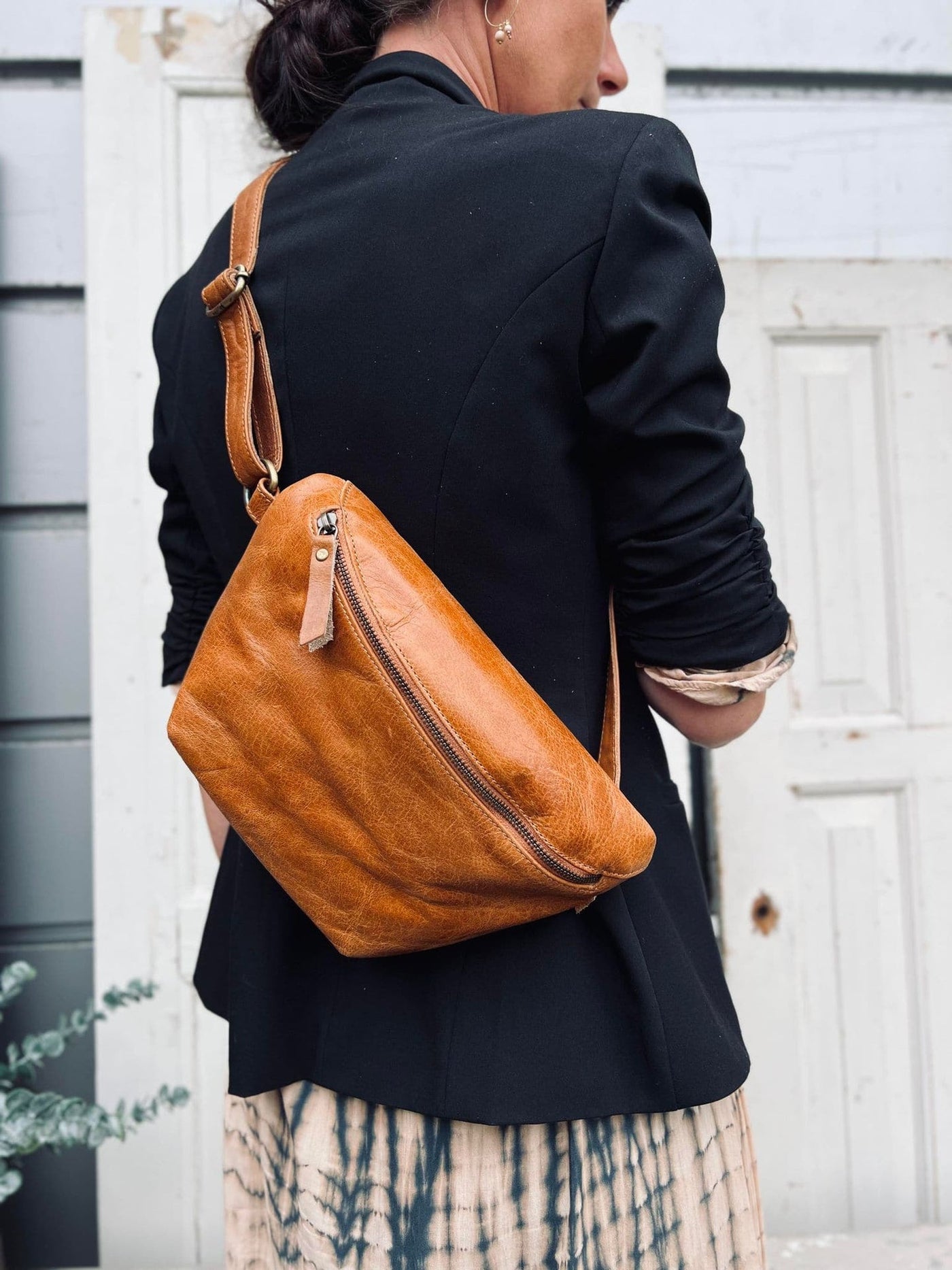 Bumbag BELLA i Cognac buffelläder