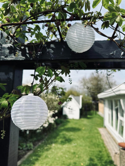 LED solcell ljusslinga, 10 vita bollar