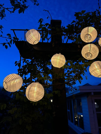 LED solcell ljusslinga, 10 vita bollar