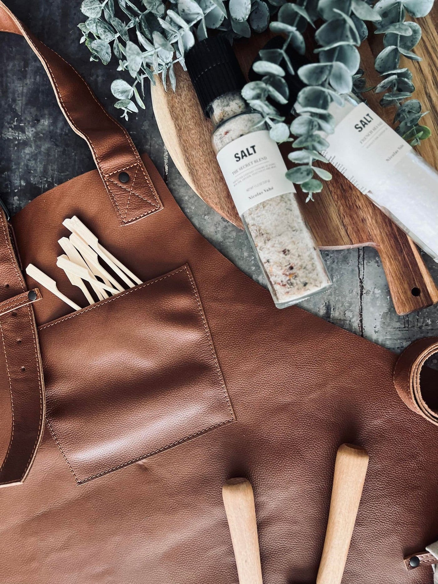 Skinnförkläde – Cognac buffelläder